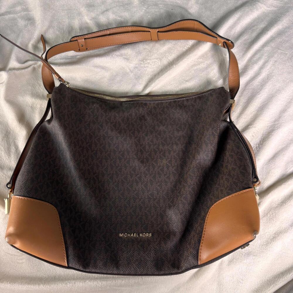 Michael Kors Crosby Large Signature Logo Shoulder Bag